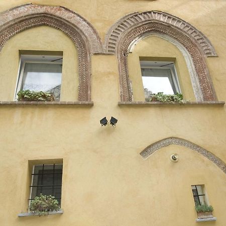 Archi Del '400 Appartamento บาโรโล ภายนอก รูปภาพ